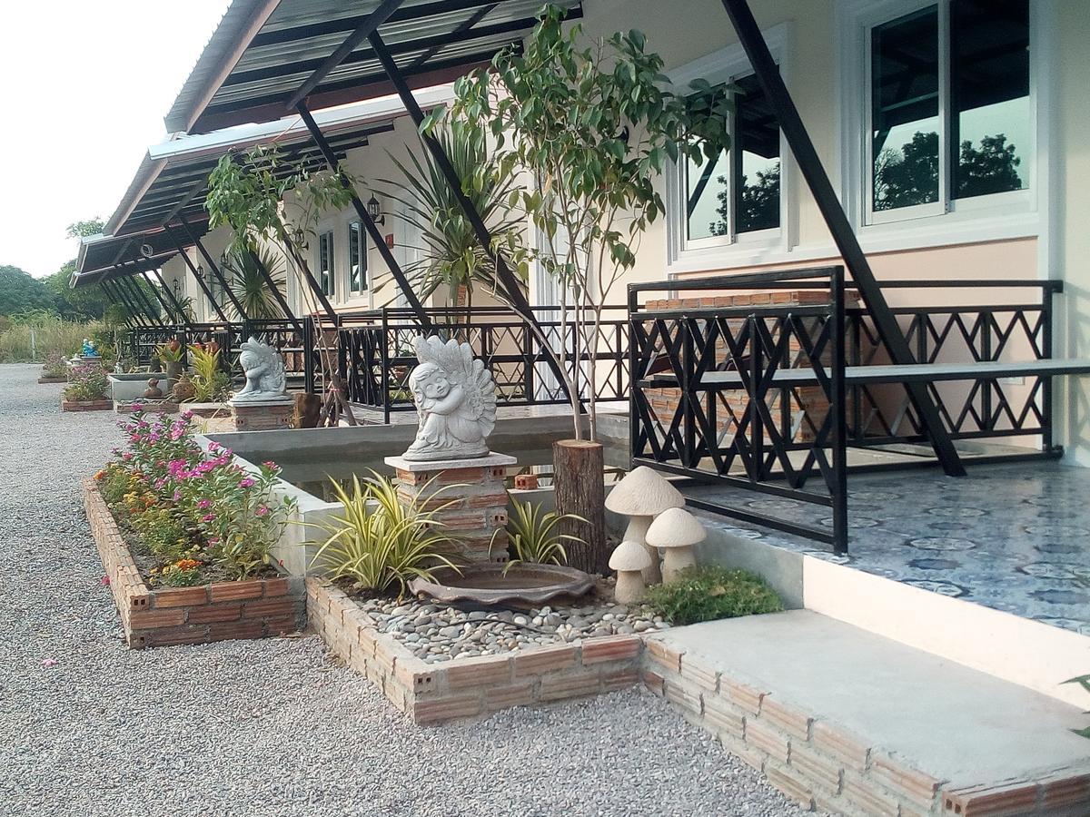 Fancy Carp Resort Ча-Ам Екстер'єр фото