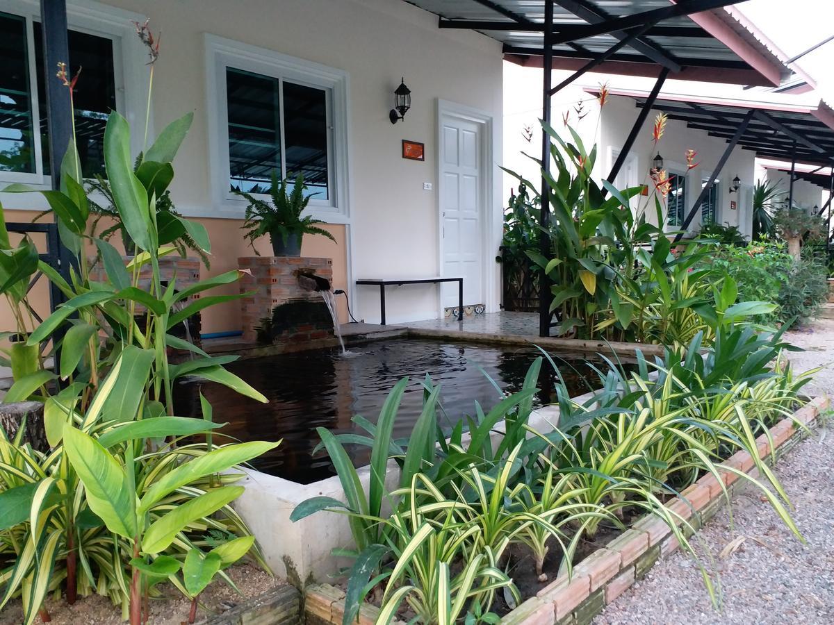 Fancy Carp Resort Ча-Ам Екстер'єр фото