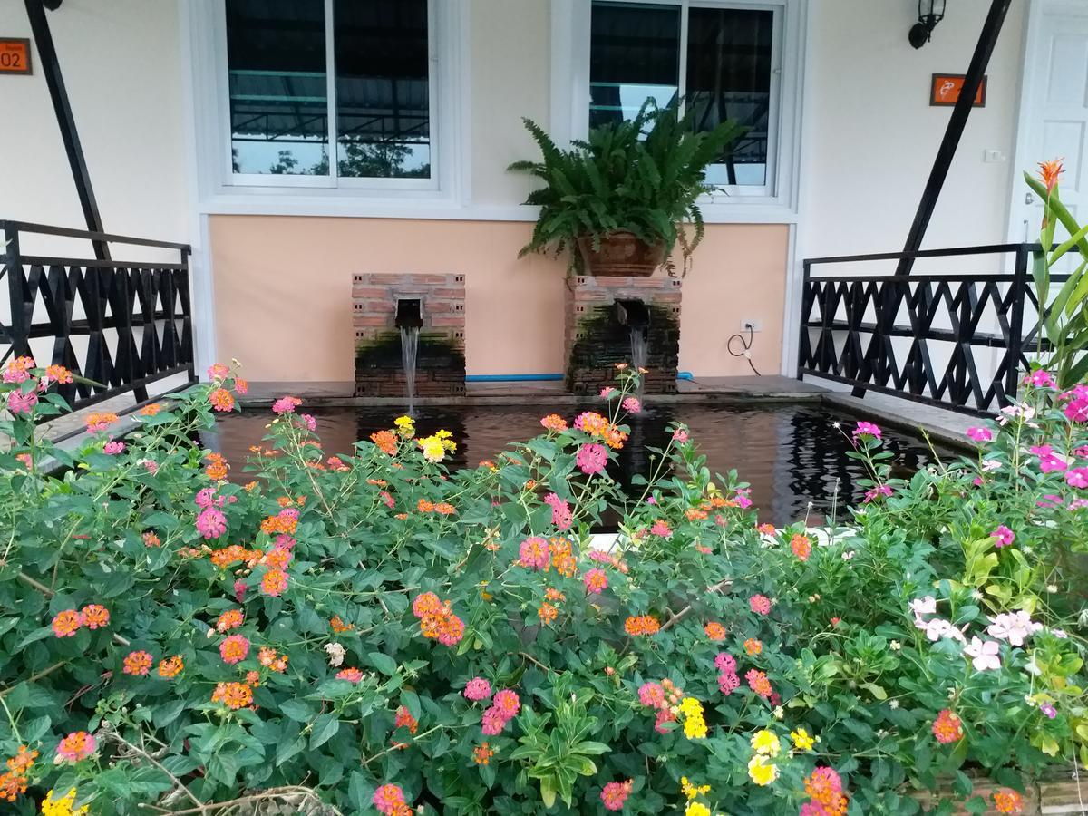 Fancy Carp Resort Ча-Ам Екстер'єр фото